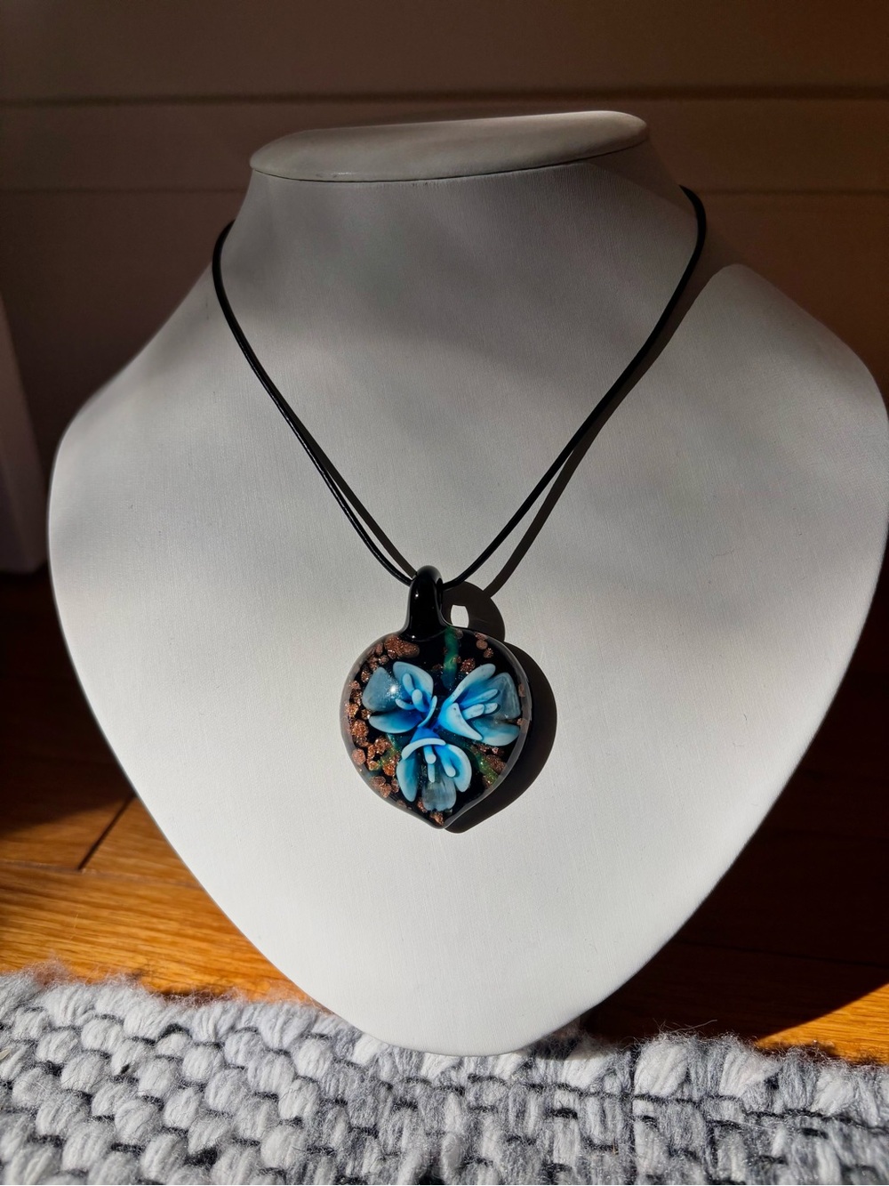 Lampwork Glass Pendant Necklace Leather Cord + 925 Sterling Silver